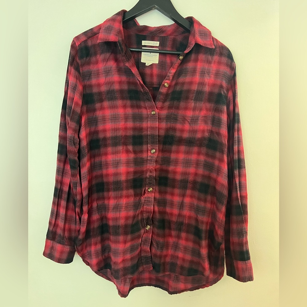 American Eagle Boyfriend Fit Button Down Plaid